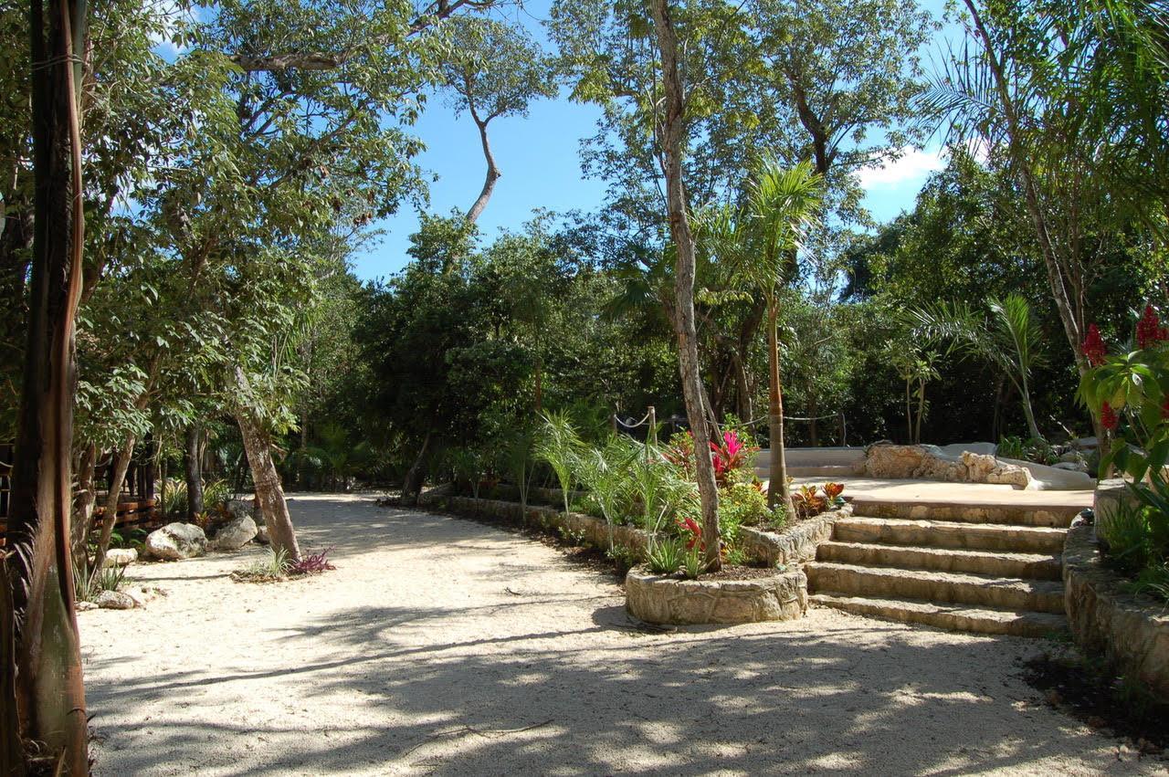 La Hacienda Cancun- El Ramonal, Monkey Sanctuary Hotel Buitenkant foto